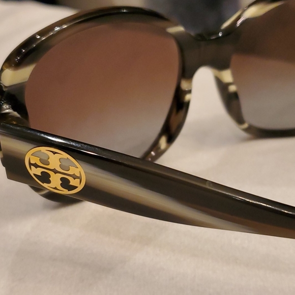 Tory burch sunglasses main image 5